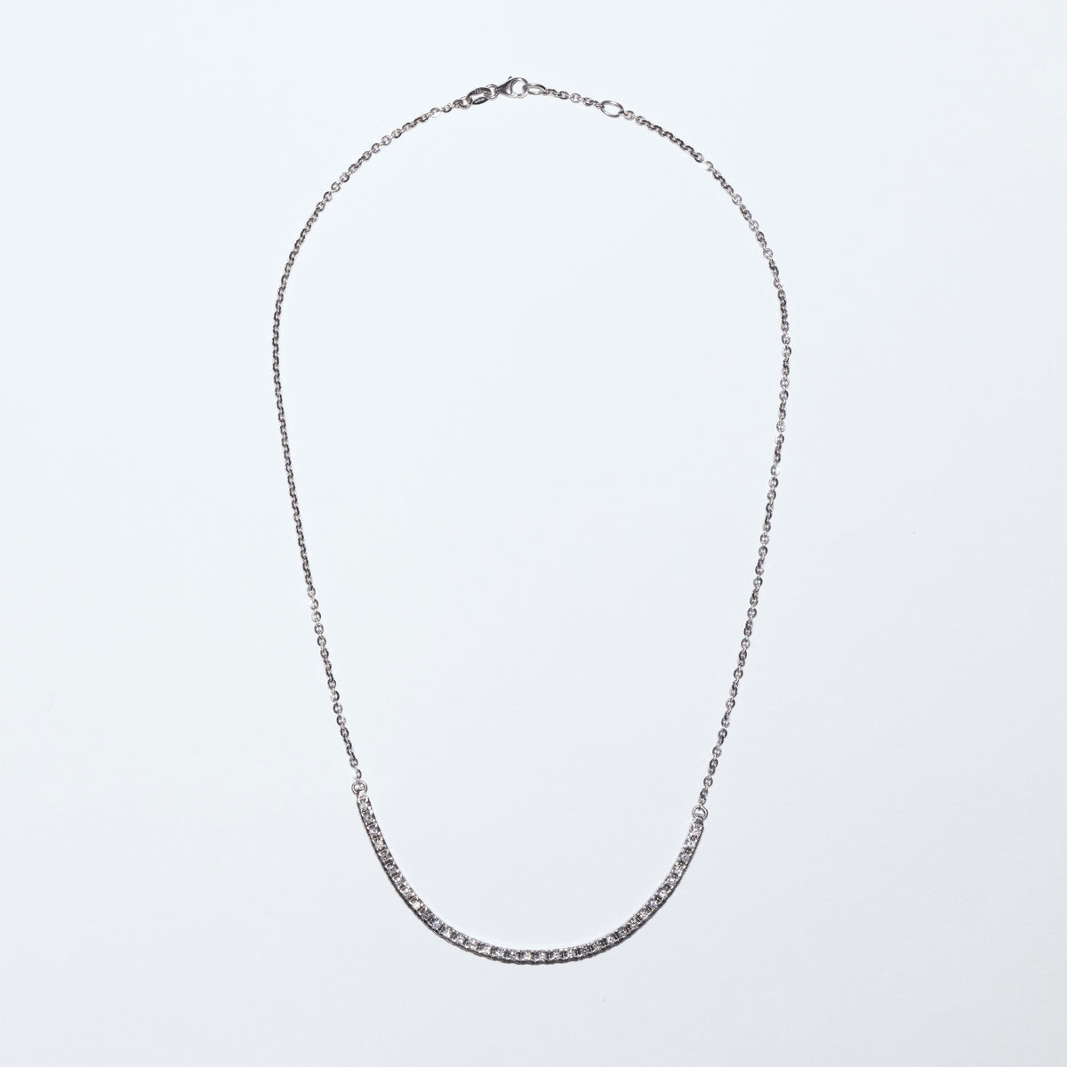 18Kt White Gold Necklace With Central Diamonds