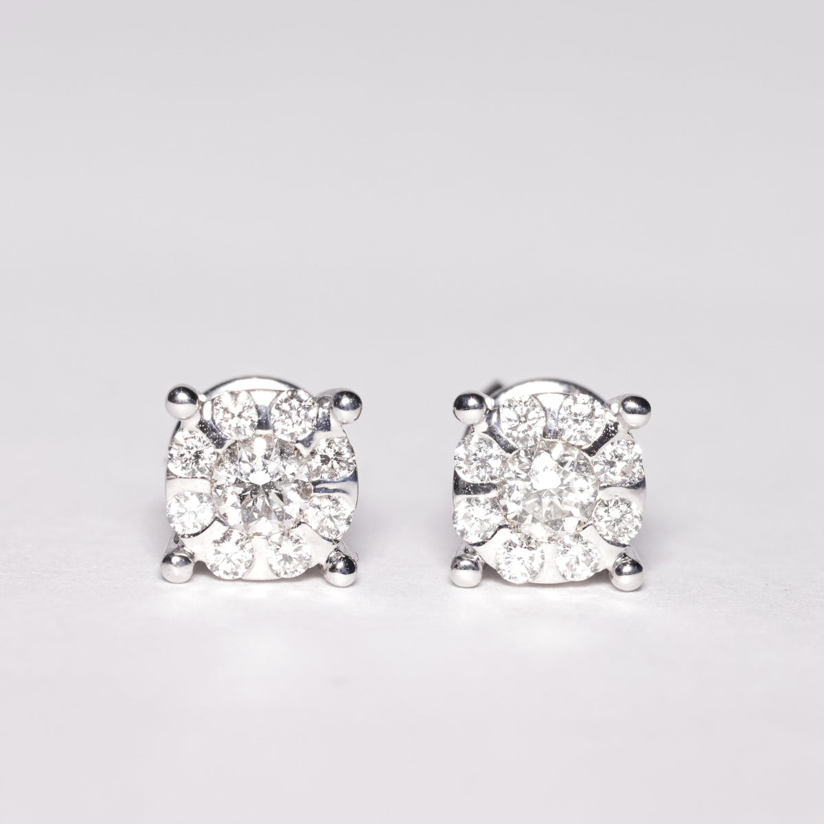 Pavè Earrings Illusion Setting with Diamonds
