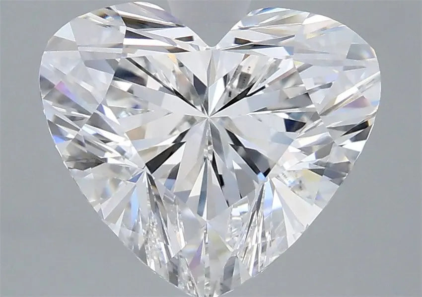 3.29ct Heart Lab Grown Diamond (Colour E, Clarity VVS2, IGI Certified)