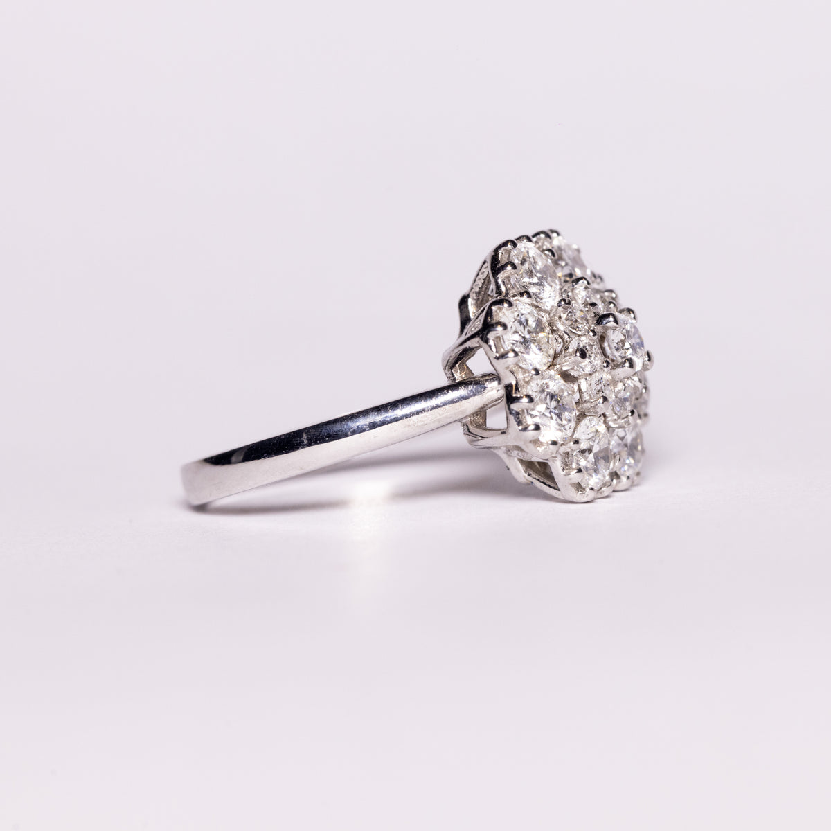 Solitaire Ring Pavè In 18Kt White Gold And Diamonds