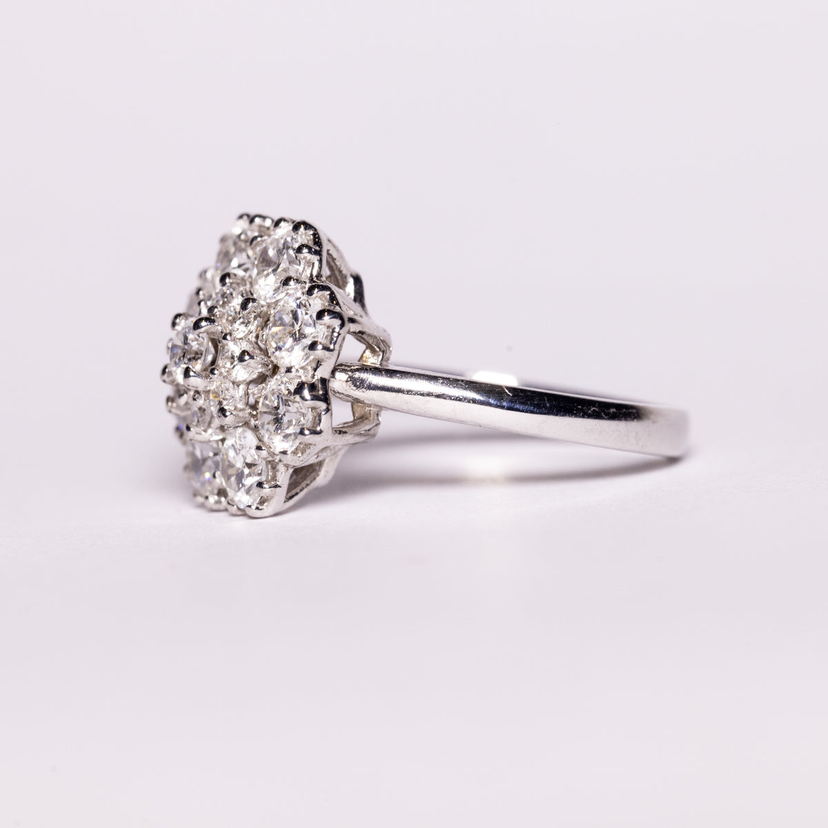 Solitaire Ring Pavè In 18Kt White Gold And Diamonds