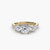 Anello con Tre Pietre e Fascia Pavé