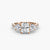 Anello con Tre Pietre e Fascia Pavé