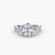 Anello con Tre Pietre e Fascia Pavé 2