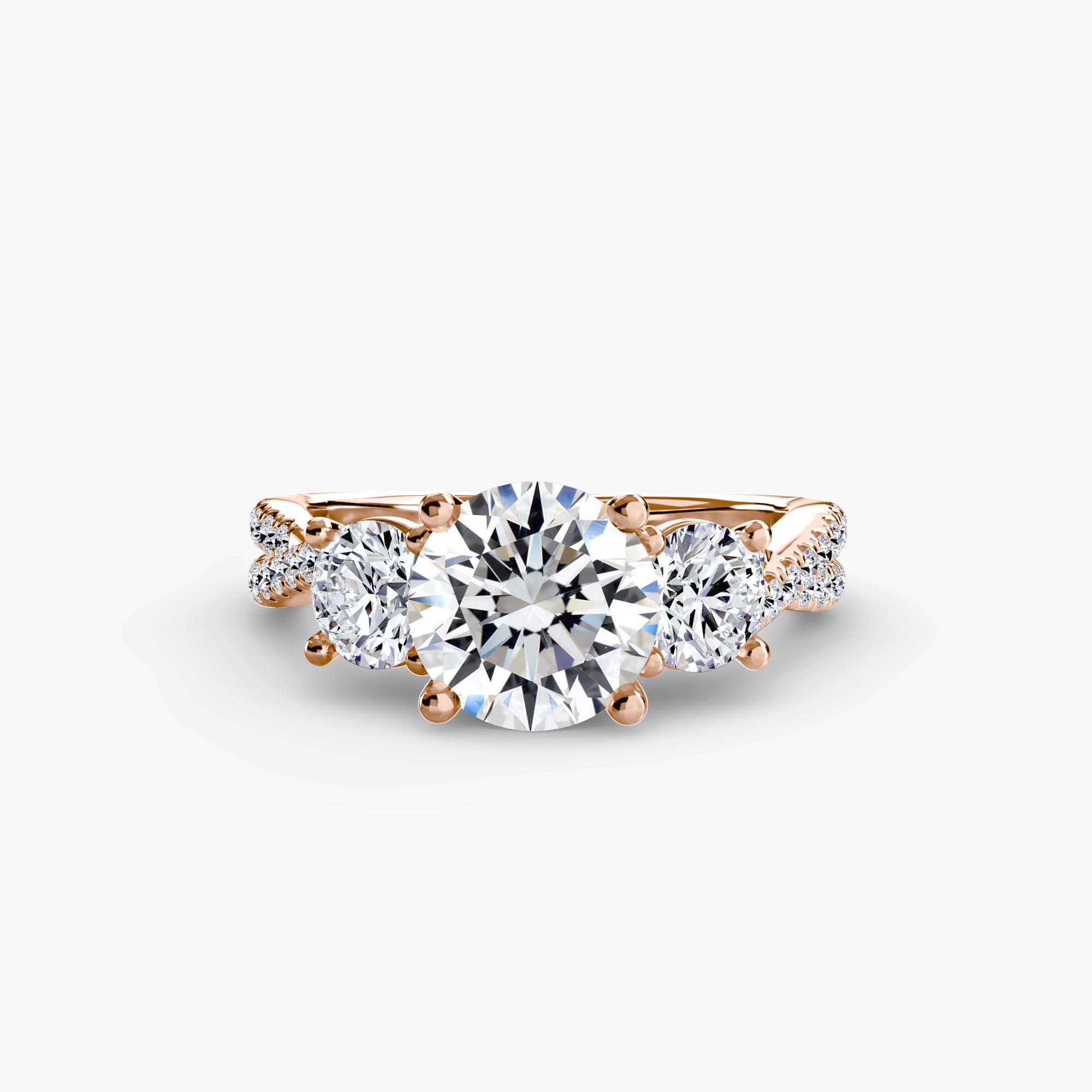 Anello con Tre Pietre e Fascia Pavé 2