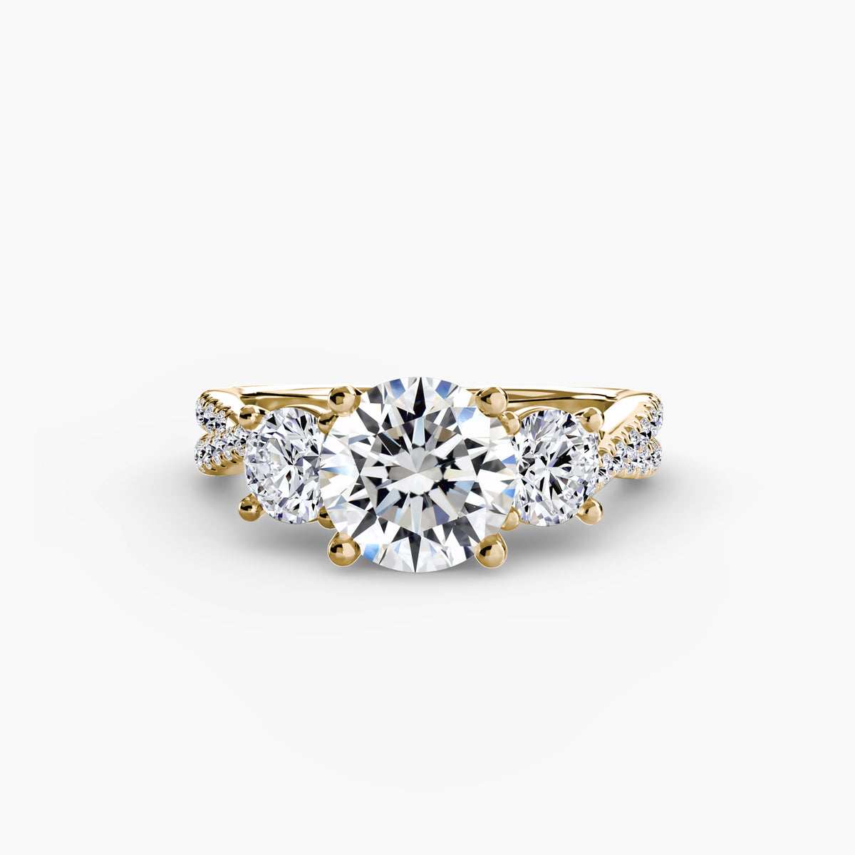 Anello con Tre Pietre e Fascia Pavé 2