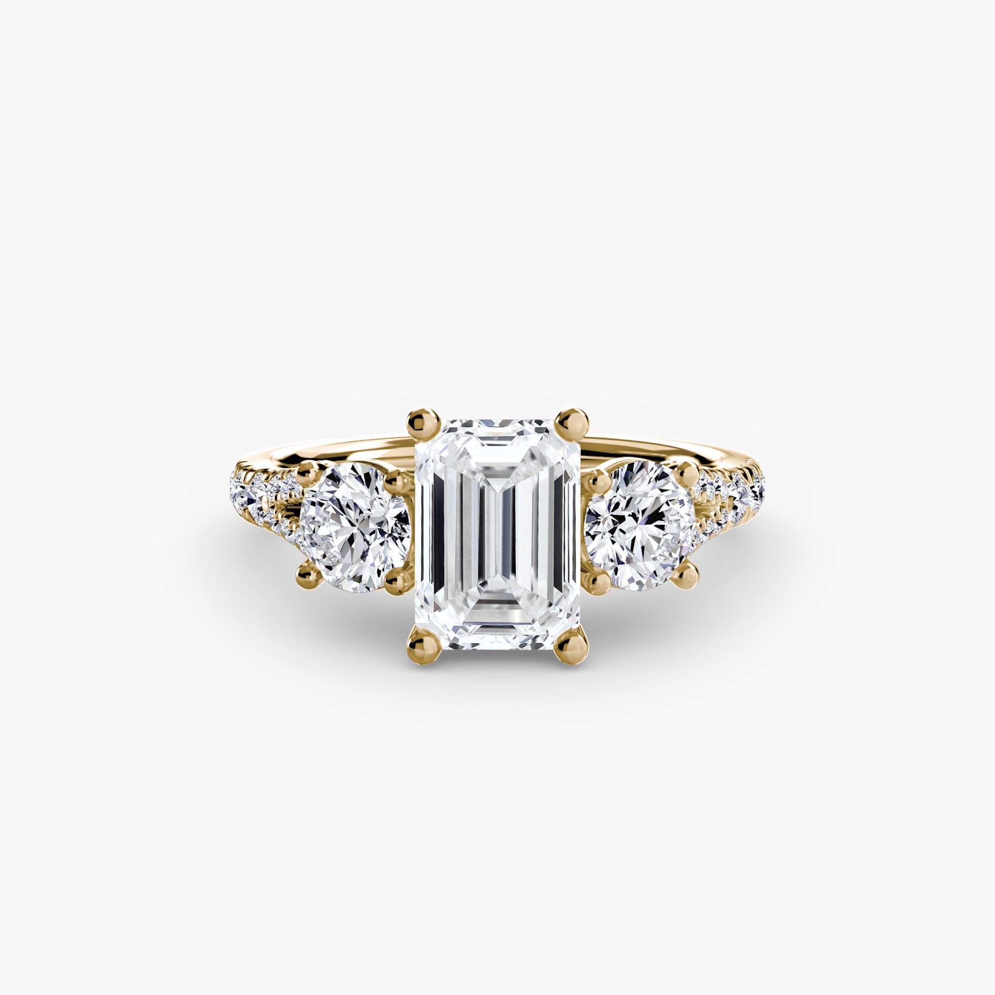 Anello con Tre Pietre e Fascia Pavé 3