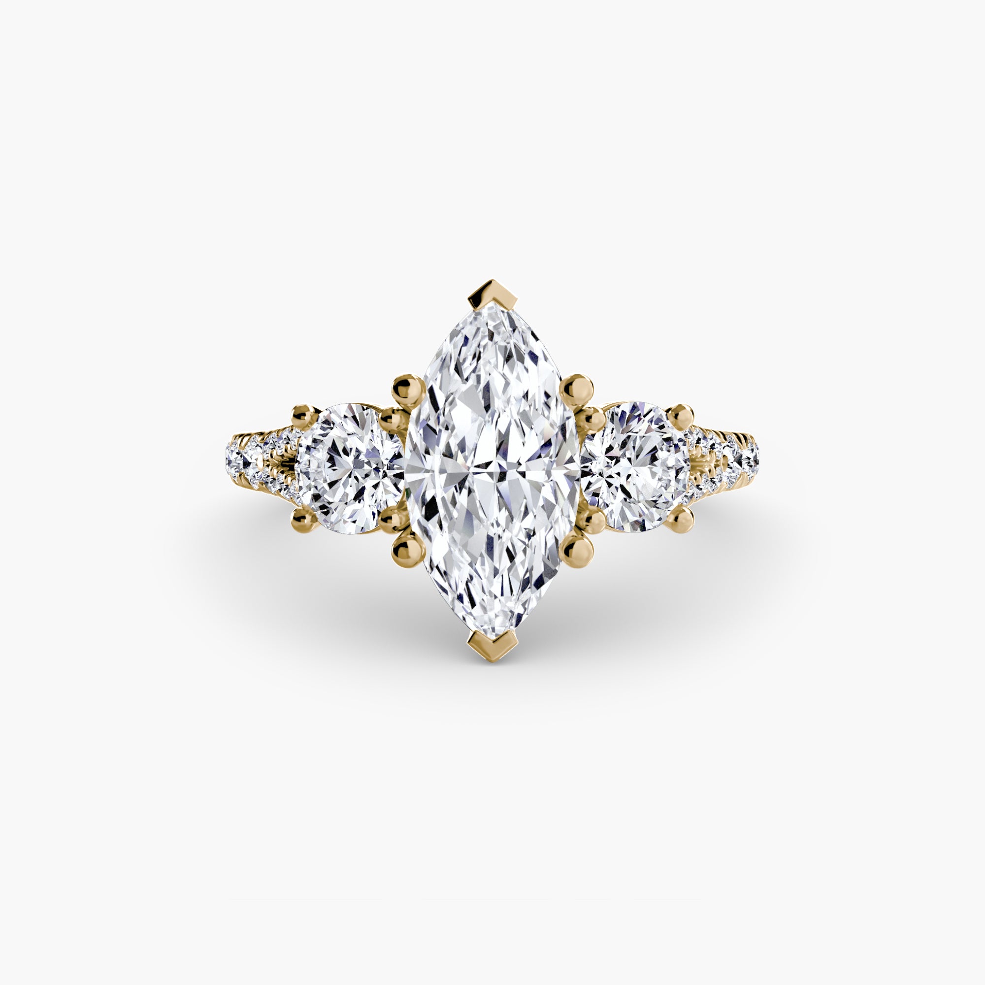 Anello con Tre Pietre e Fascia Pavé 3