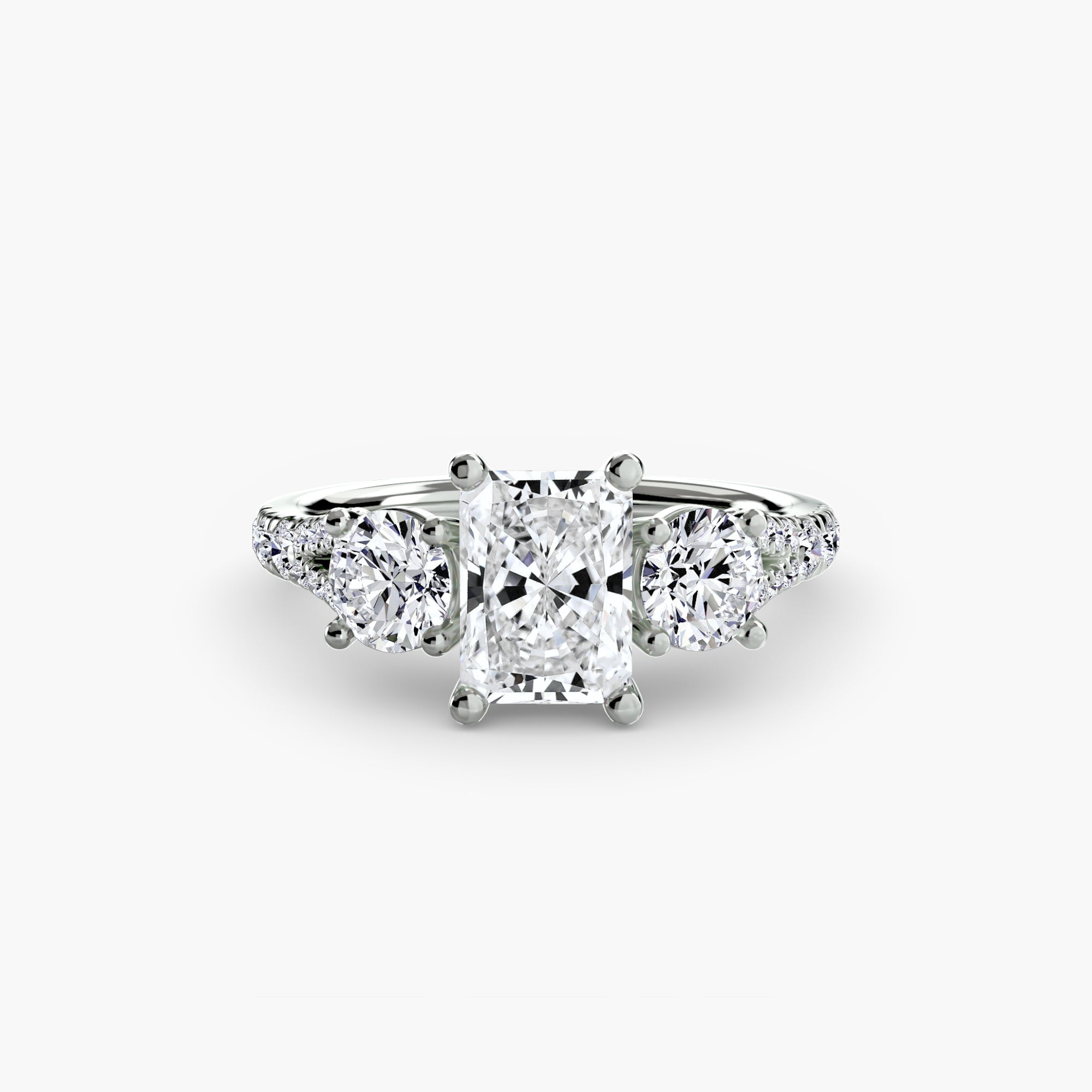 Anello con Tre Pietre e Fascia Pavé 3