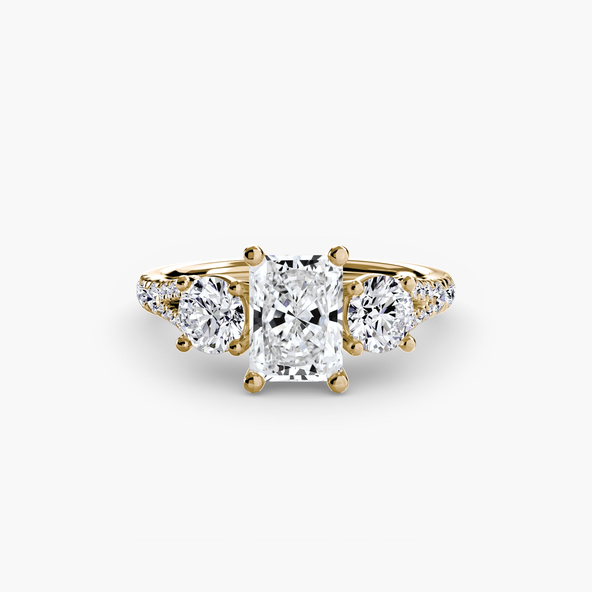 Anello con Tre Pietre e Fascia Pavé 3