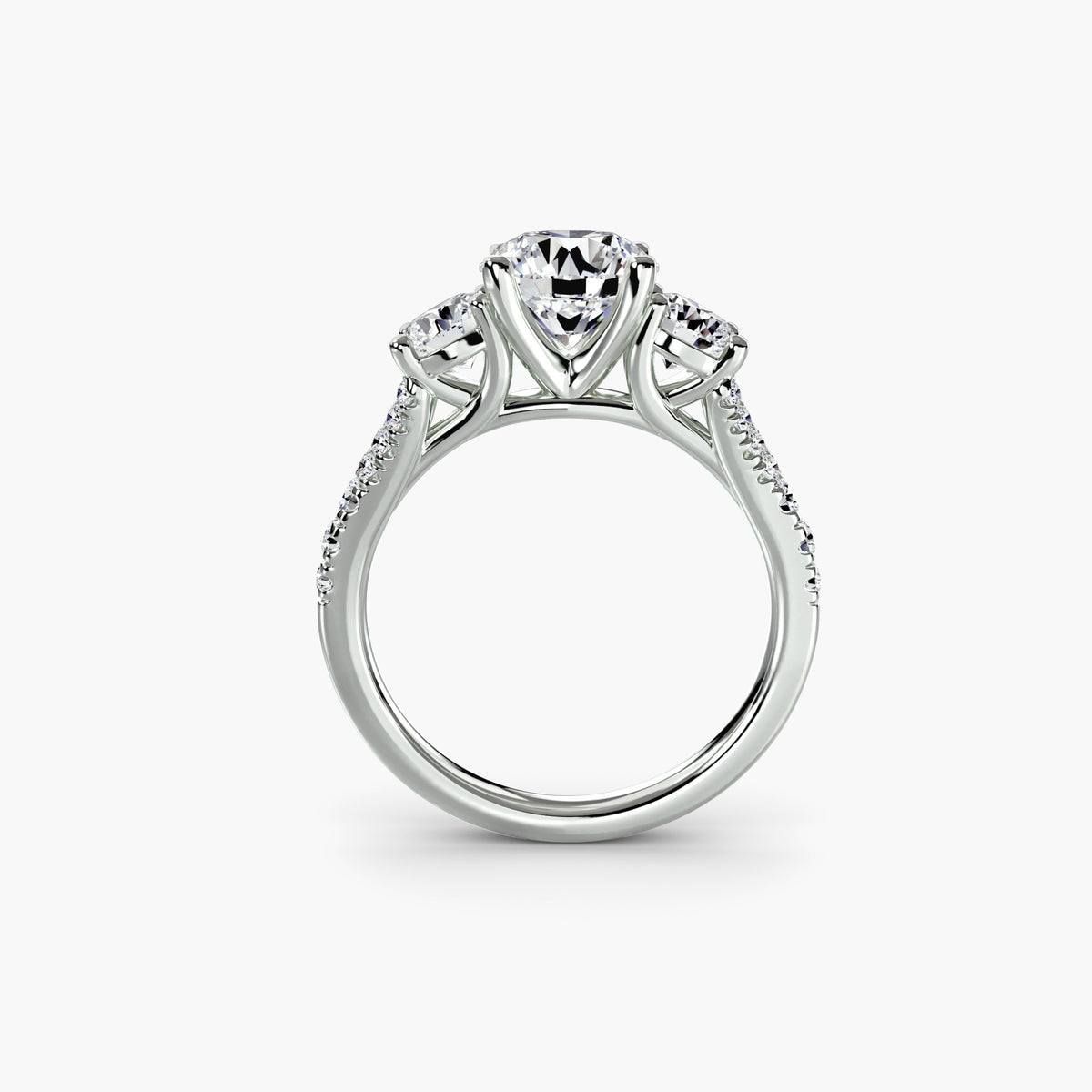Anello con Tre Pietre e Fascia Pavé 3
