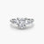 Anello con Cinque Pietre e Fascia Pavé