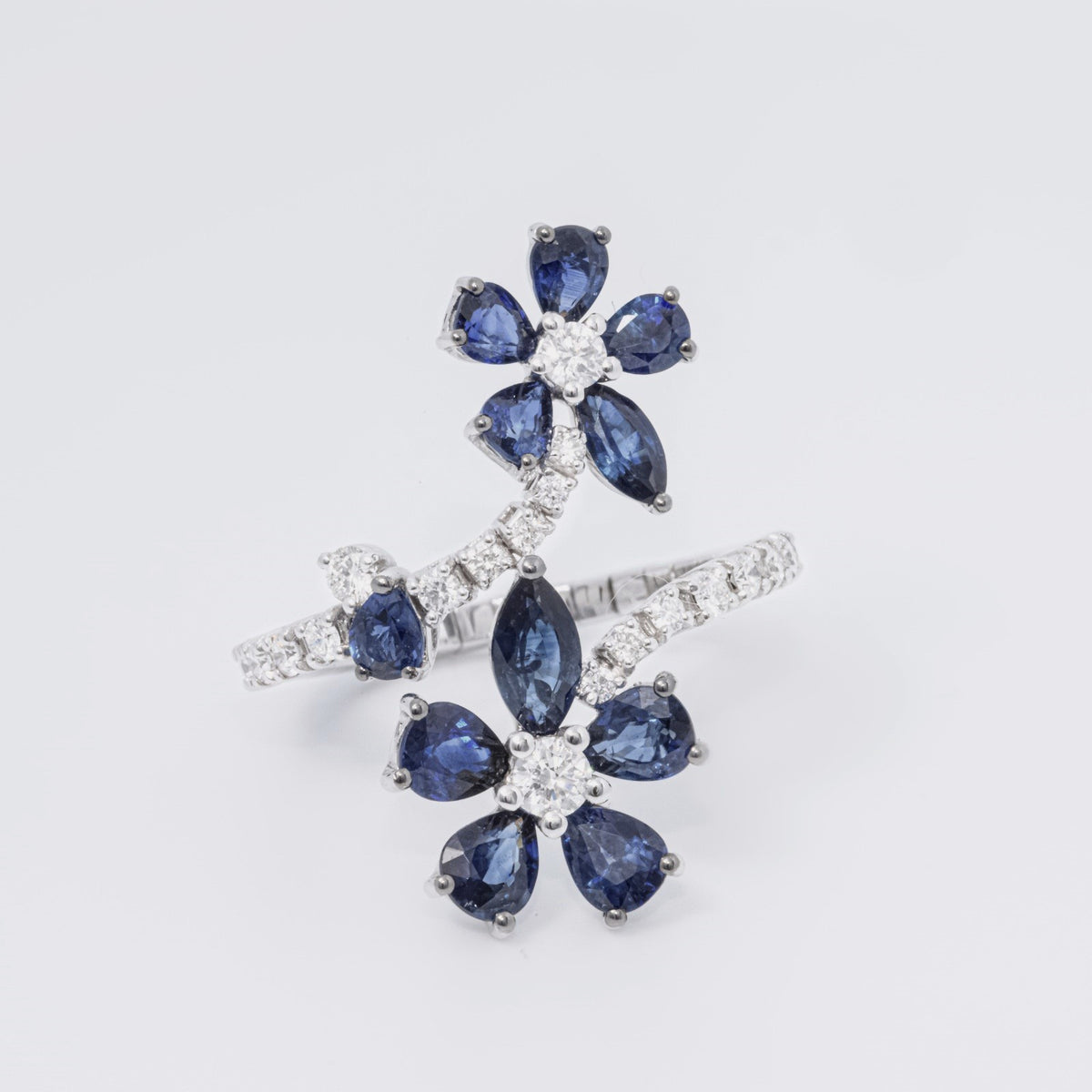 Sapphire and Diamond Petal Ring in 18kt White Gold