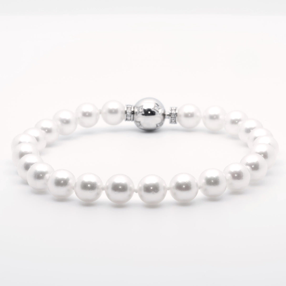 18kt White Gold Diamond Pearl Bracelet