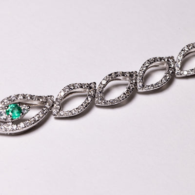 Collana Collier in Oro Bianco 18kt con Diamanti Taglio Brillante e Smeraldi Taglio Ovale