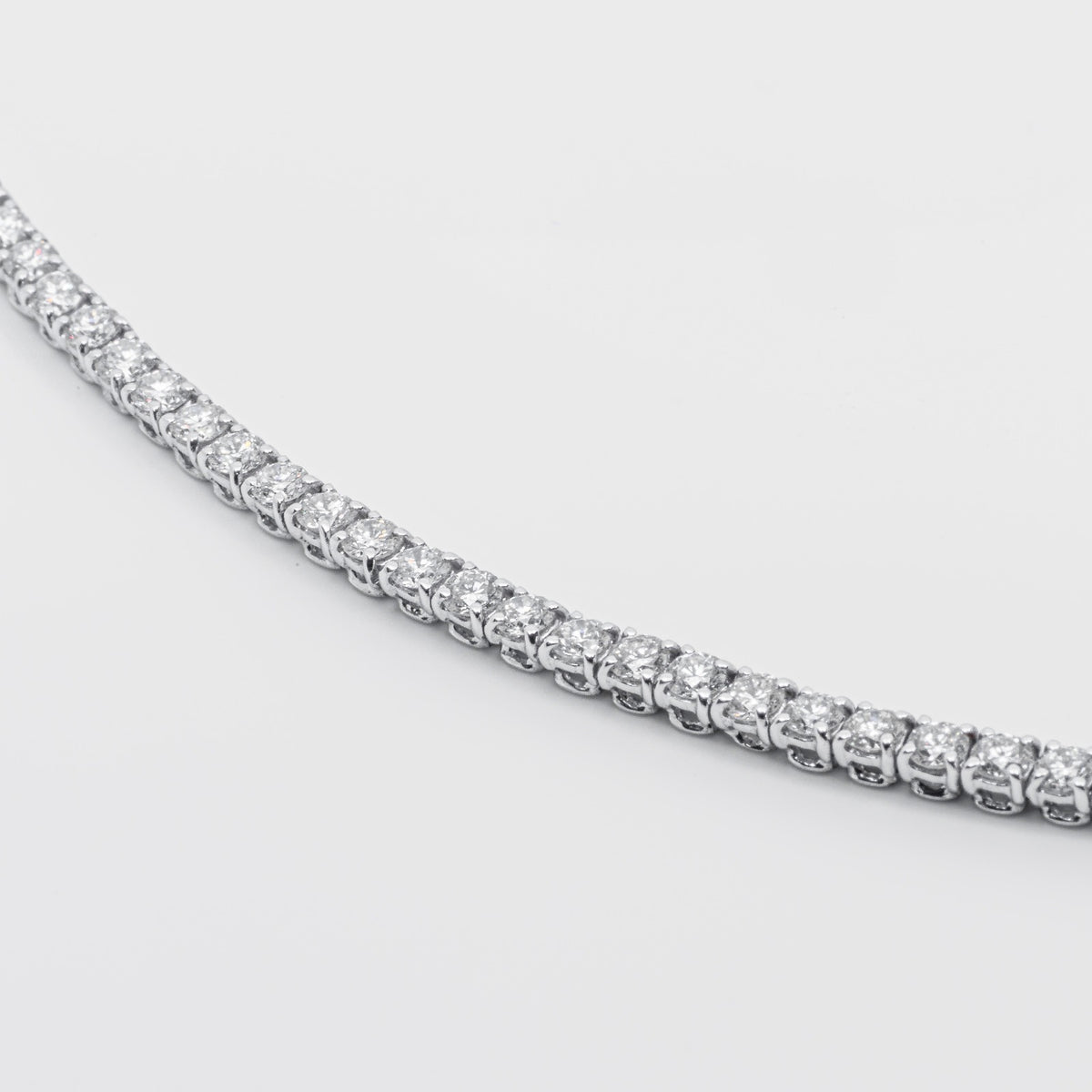Collier Tennis Diamanti 7,28 ct dal taglio brillante in oro bianco 750