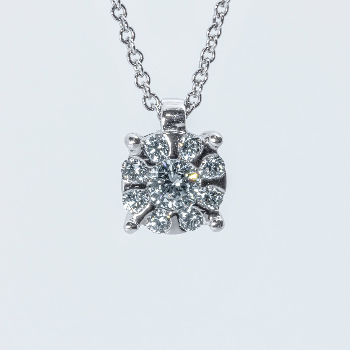 Magic Point Light Necklace with Diamond Pavè in 18 kt White Gold