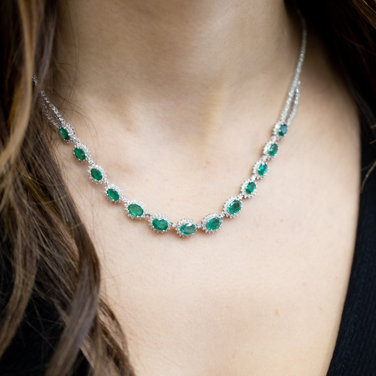 Emerald Necklace Surrounded by Diamonds in 18kt White Gold
