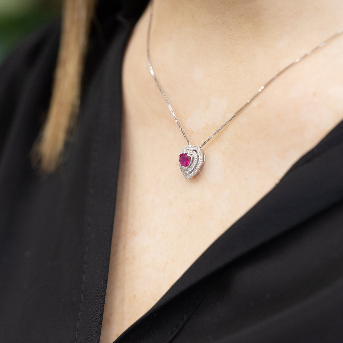 18Kt White Gold Necklace Heart Shape Pave' with Double Row of Diamonds and Central Ruby