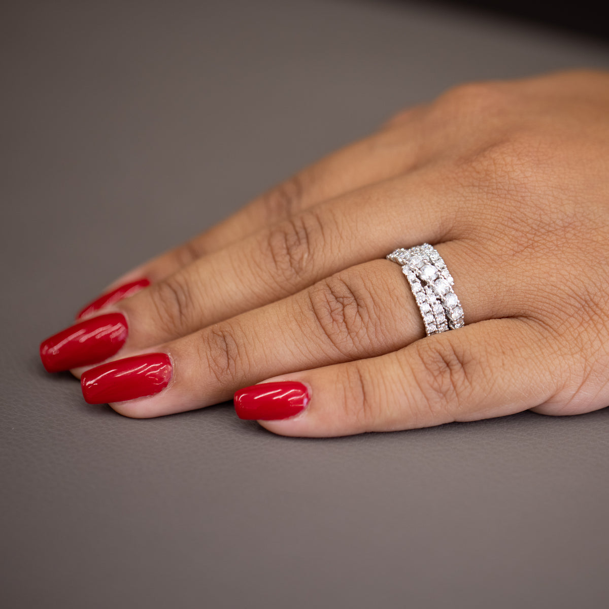 Anello in oro Bianco 18KT e Fascia di diamanti da 2,08ct