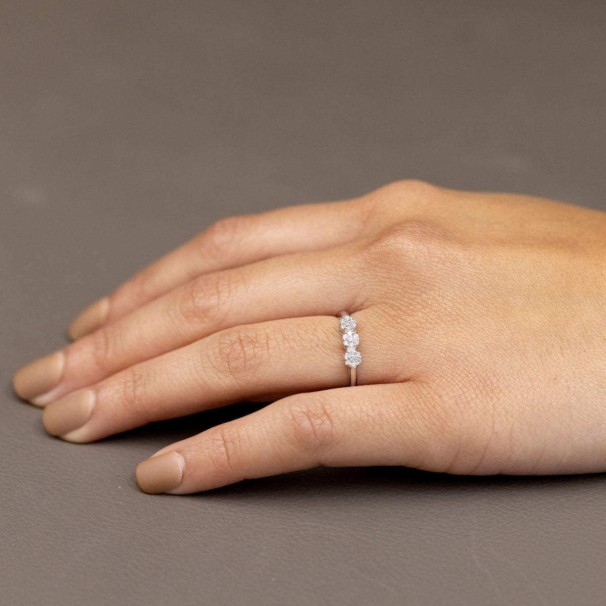 18K White Gold Trilogy Ring With Pavé Diamond Flowers