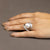 Anello in Oro Bianco 18 Kt con Perla Australia e Diamanti