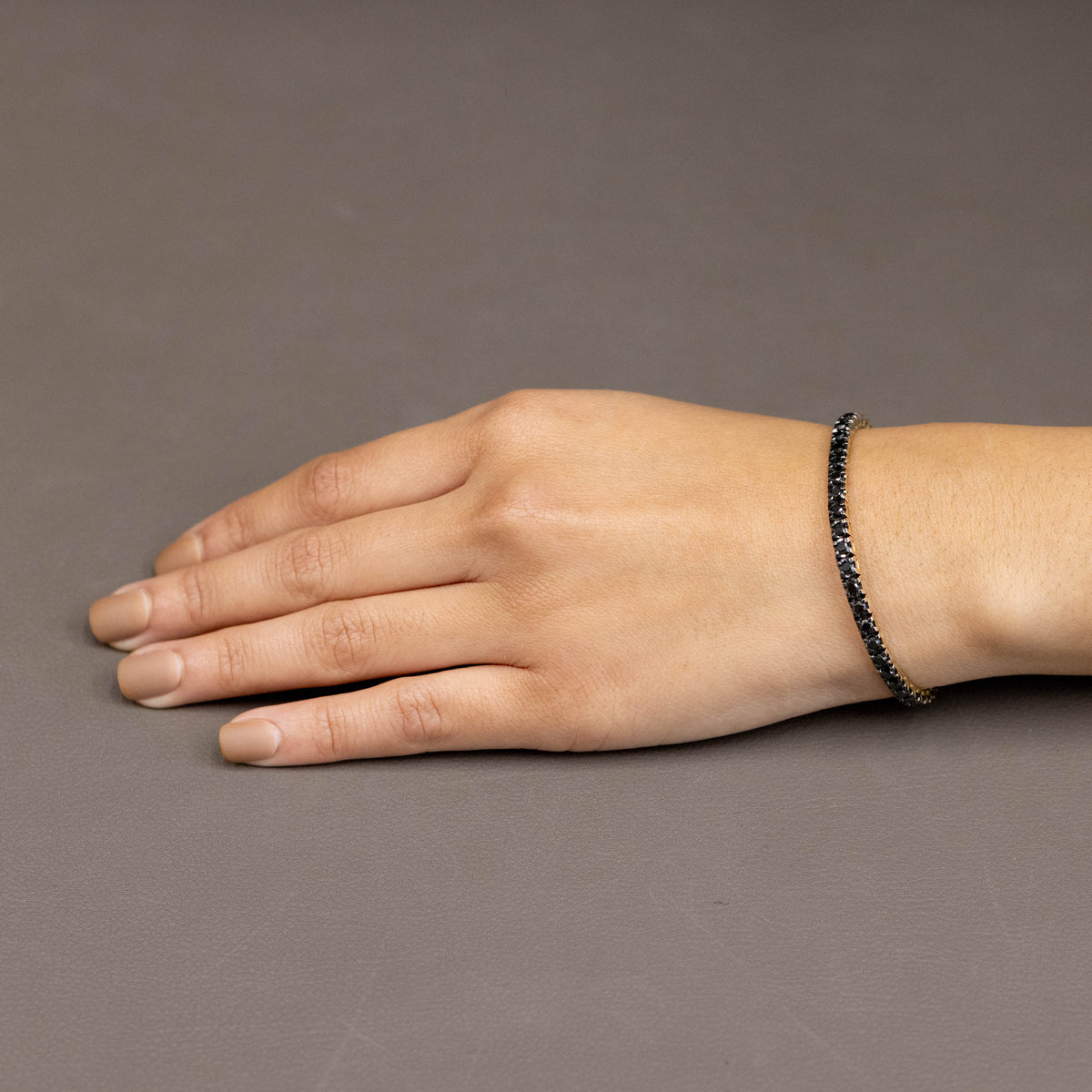 18Kt Yellow Gold Tennis Bracelet with Black Diamonds