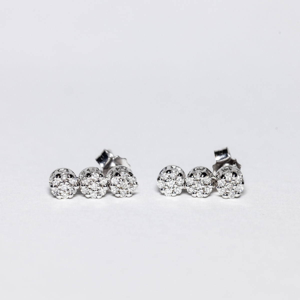 18Kt White Gold Pave' Flower Shape Drop Earrings 