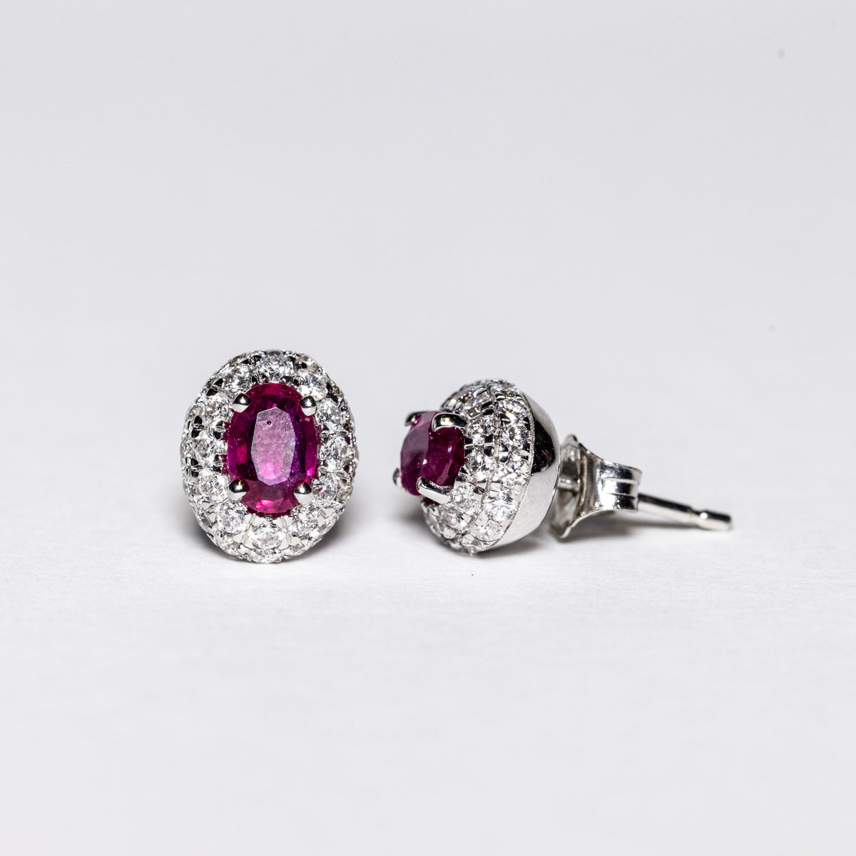 18Kt White Gold Earrings with Ruby and Double Row of Diamonds