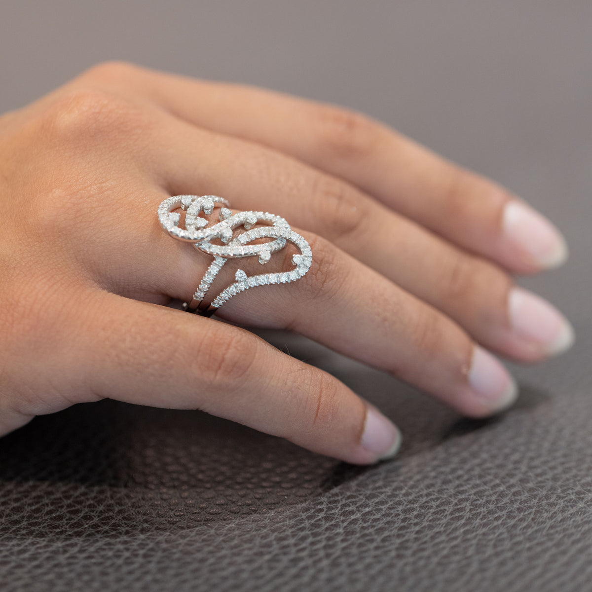 Anello Fantasia in Oro Bianco 18kt con Diamanti Taglio Brillante