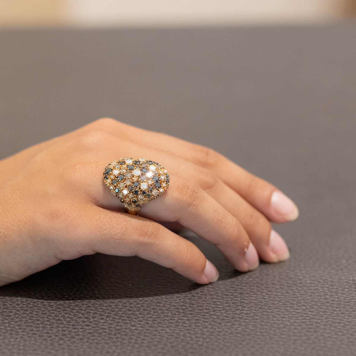 18kt Yellow-Rose Gold Ring with Round Brilliant Cut Black and White Diamonds