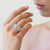 Anello Fascia Dedalo in Oro Bianco 18kt con Diamanti taglio Brillante