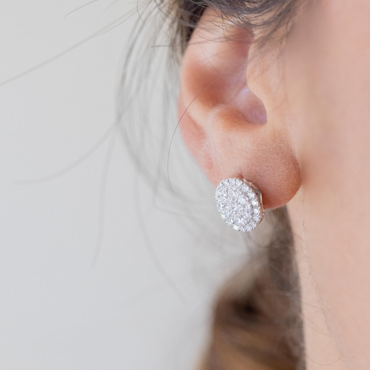18kt White Gold Sphere Shape Earrings with Diamond Pavé