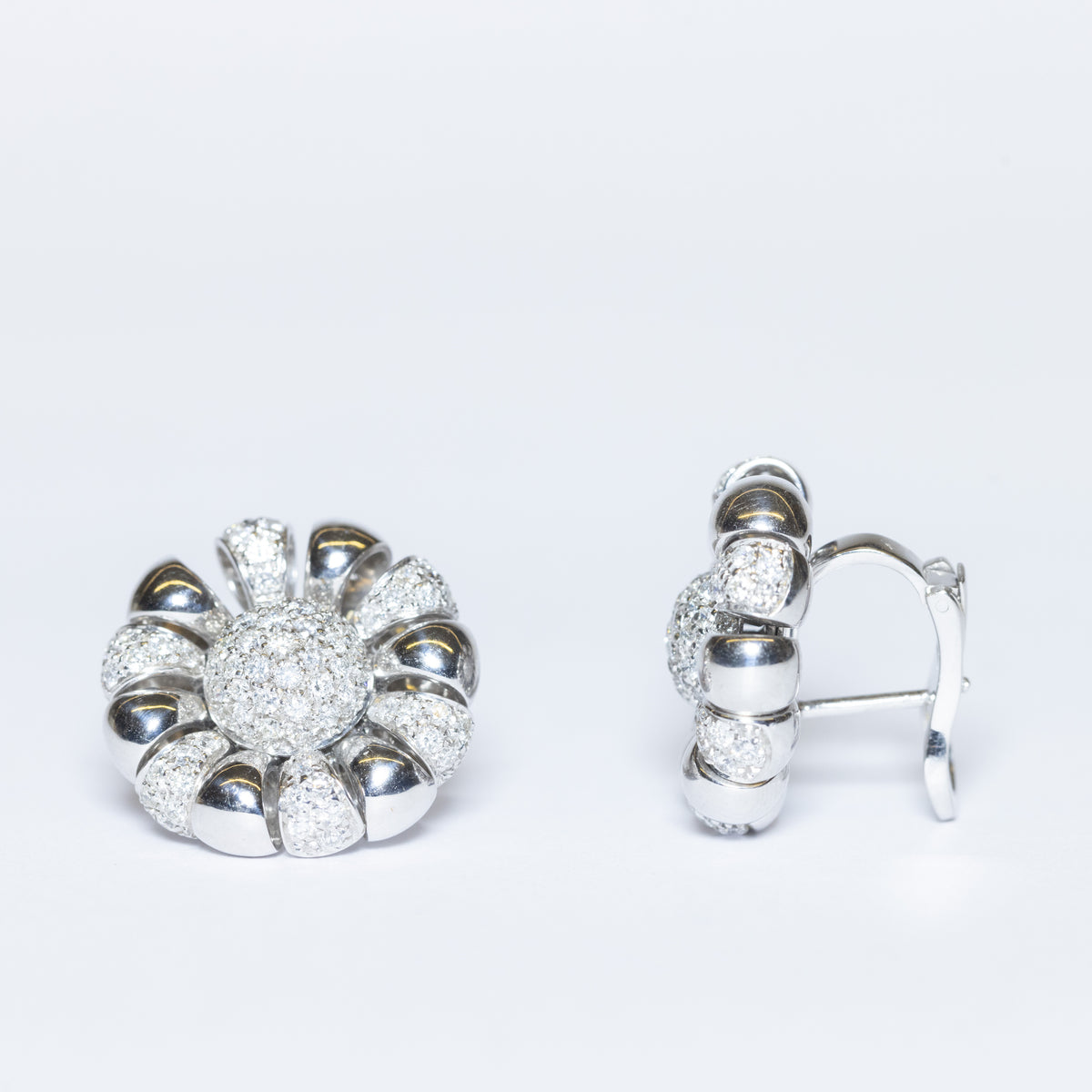 18KT White Gold Flower Fantasy Earrings with Central Diamond Pavè and Gold and Diamond Petals