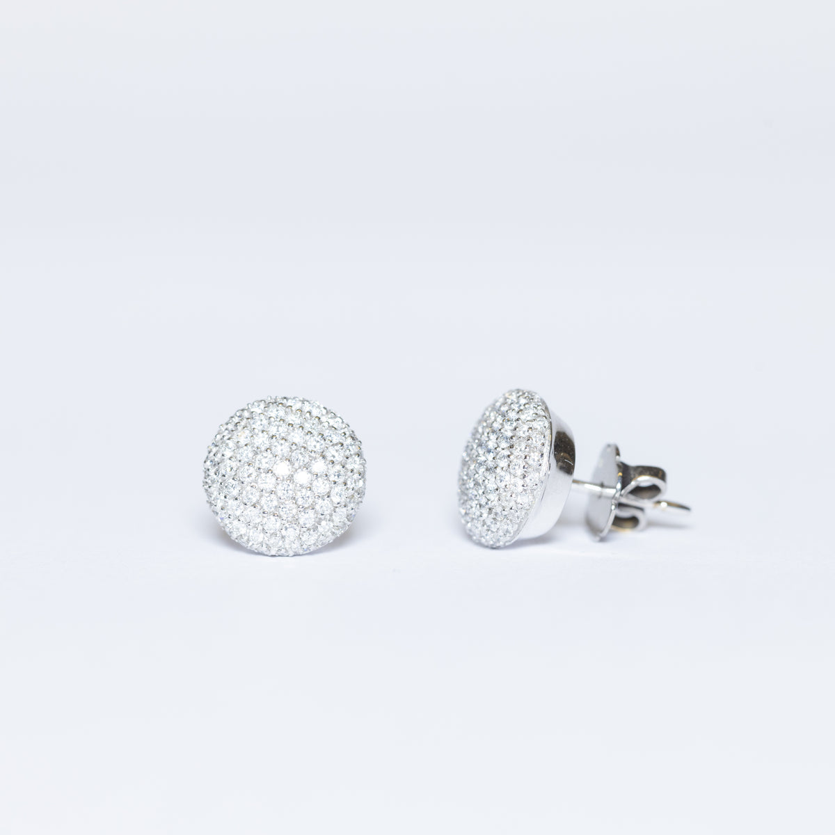 18KT White Gold Earrings with Diamond Pavé