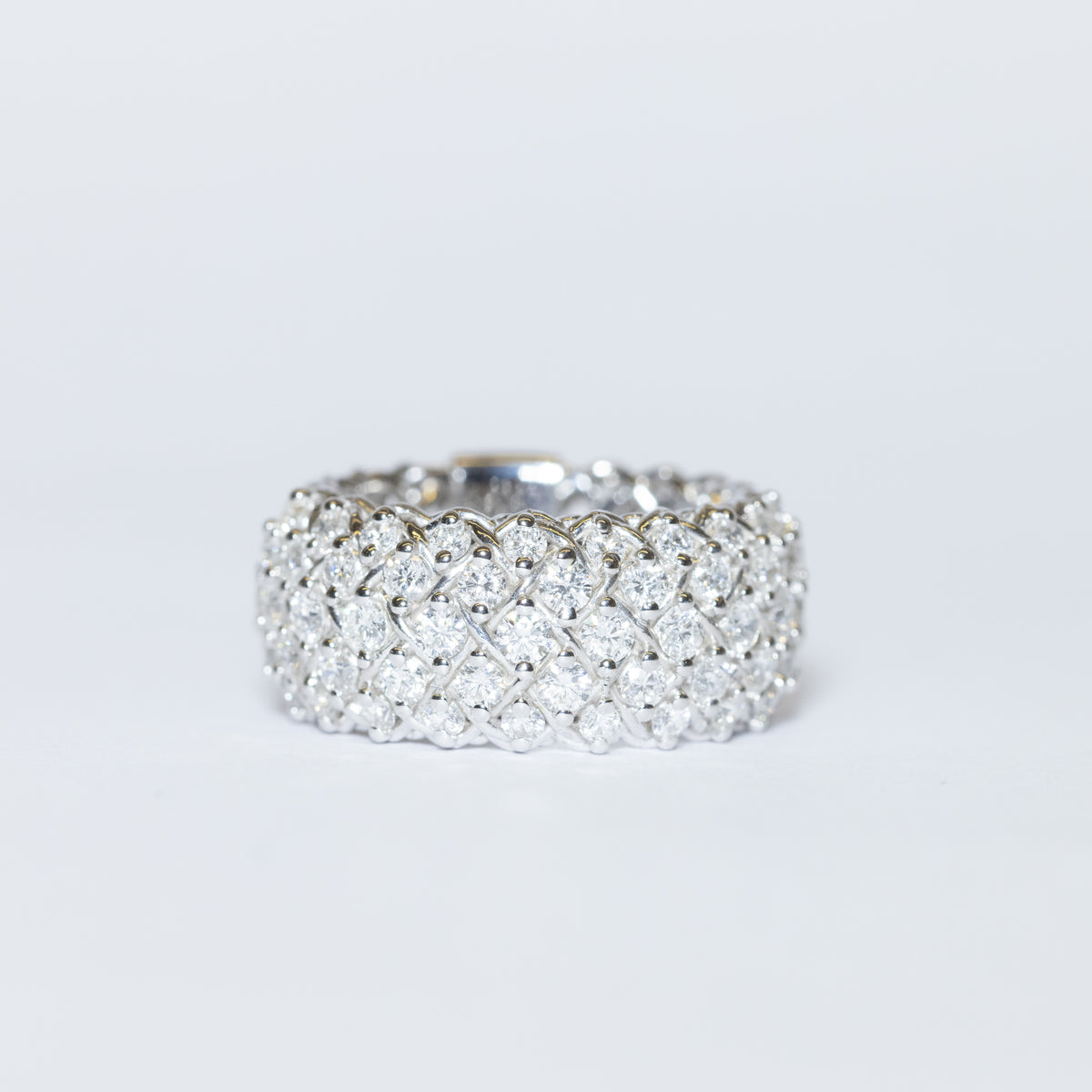 Anello Fascia in Oro Bianco 18 kt con Diamanti Taglio Brillante