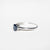 Anello in oro bianco 18kt con zaffiro ovale centrale e diamanti laterali