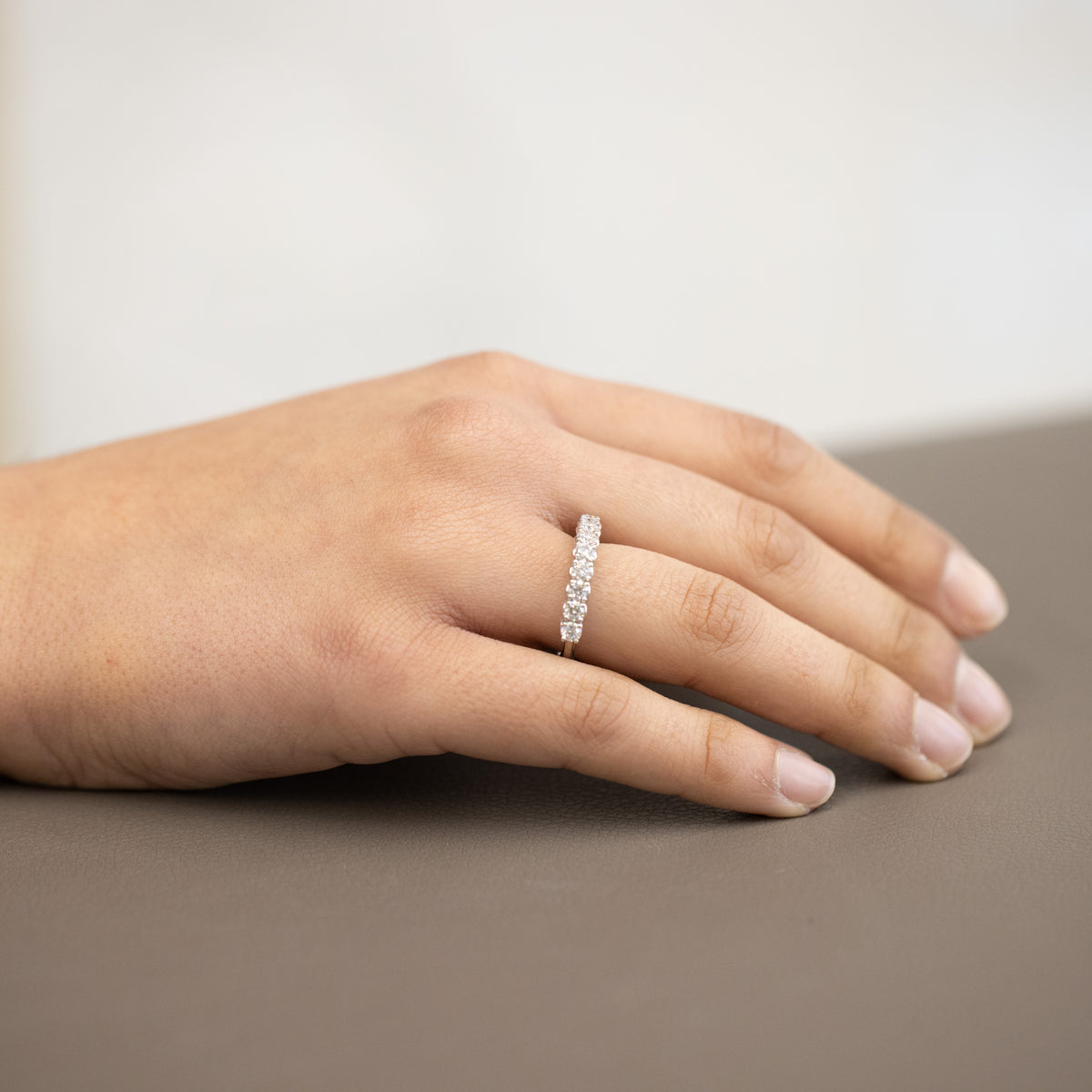 18Kt White Gold Veretta Ring with 9 Round Brilliant Cut Diamonds