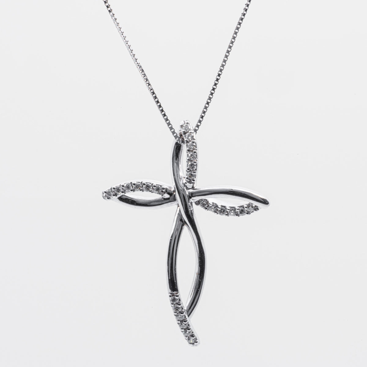 0.22ct Brilliant Cut Diamond Infinity Cross Necklace in 18kt White Gold