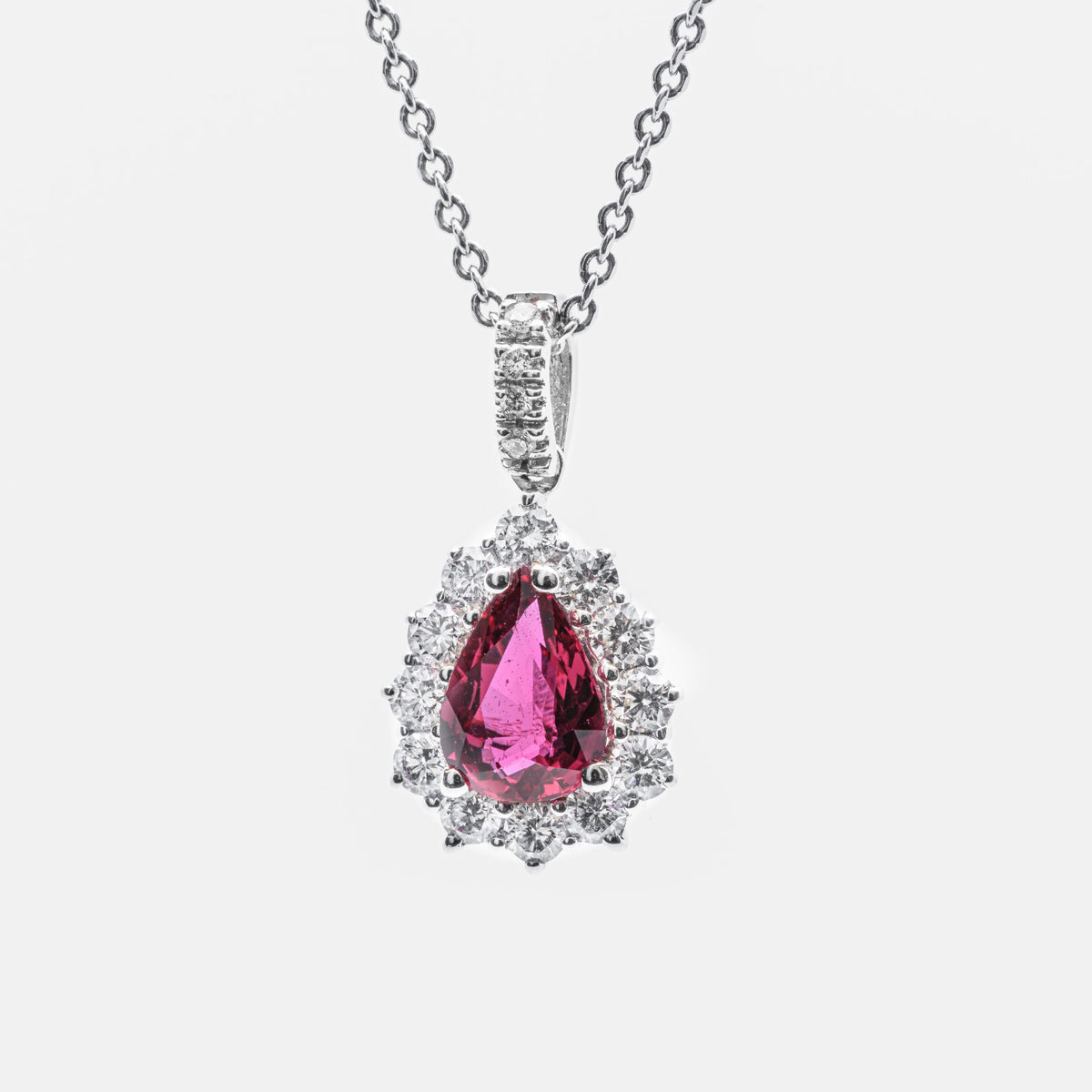 Central Ruby Necklace Surrounded by Diamonds in 18kt White Gold