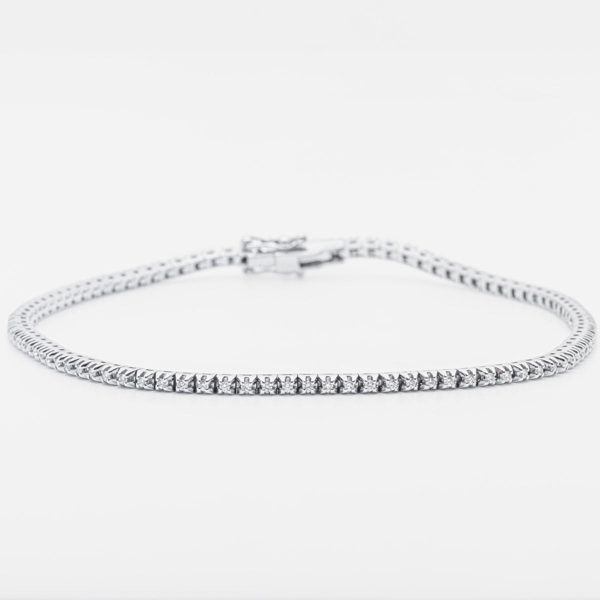 Bracciale Tennis in oro bianco 18 kt con diamanti da 0,91 kt