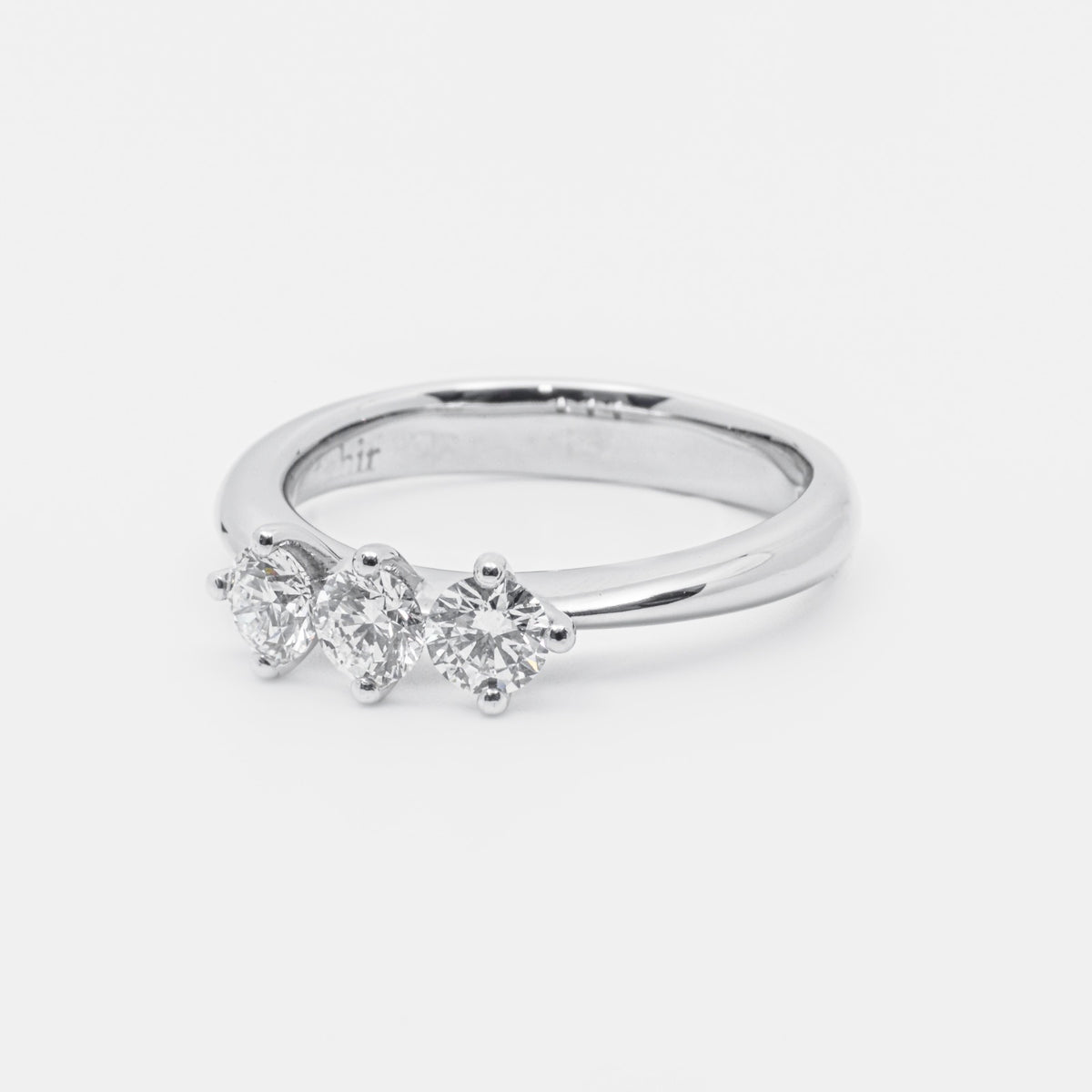 Trilogy in Platino e Diamanti da 0,73 kt taglio brillante