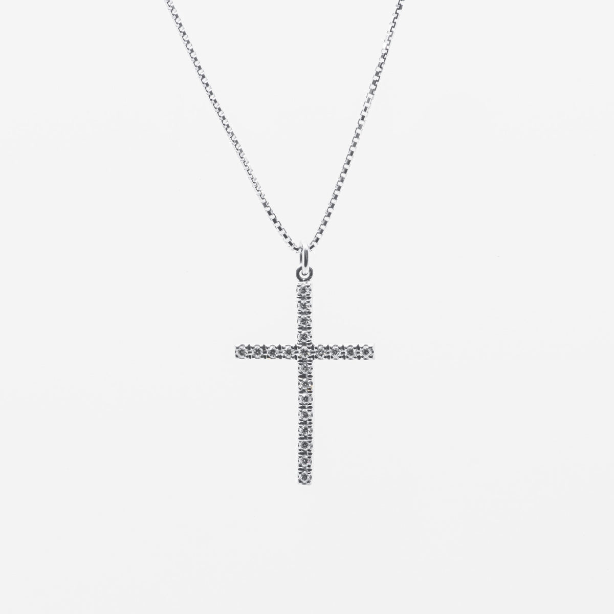 Collier Croce Diamanti 0,10 kt dal taglio brillante in oro bianco 18 kt