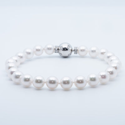 Bracciale di perle con diamanti in oro bianco 18kt